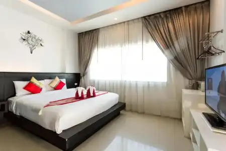 PJ Patong Resortel - 74