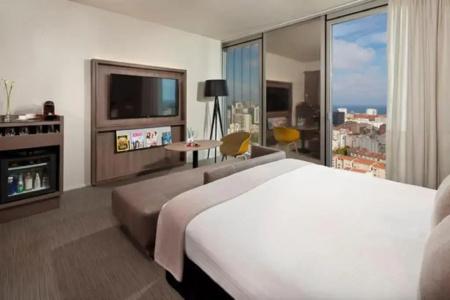 The Level at Meliá Barcelona Sky - 40