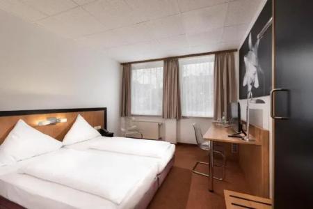 Days Inn by Wyndham Dortmund West - 14