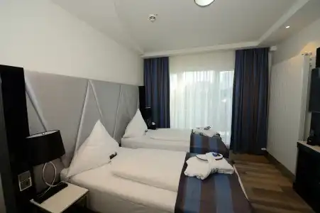 Mercure Kaiserhof Frankfurt City Center - 4