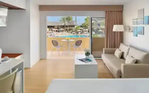 Arena Suite - Adults Only - 72