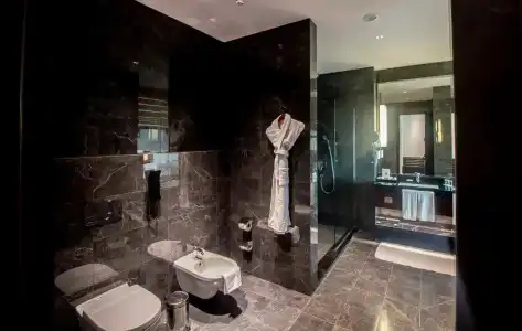 Johari Rotana - 41
