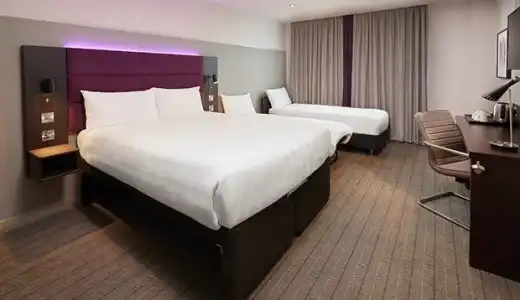 Premier Inn London City - Tower Hill - 44