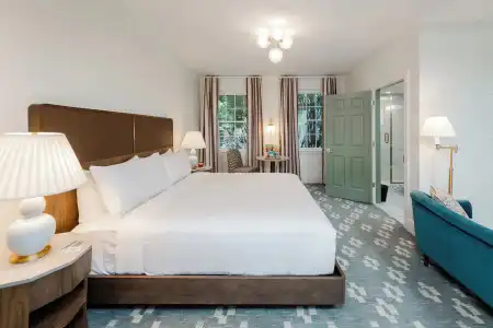 Artmore - Midtown - 8