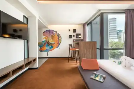 RakYim Siam Sukhumvit 15 - 72