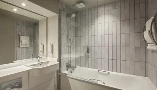 Premier Inn London Fulham - 19