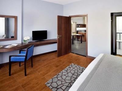 Movenpick Apartments Al Mamzar Dubai - 13