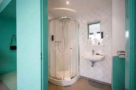 Via Suites - 38