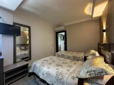 Club Monte Carlo - 5