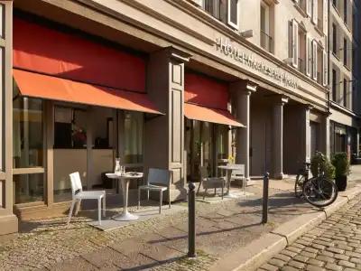 Central Hackescher Markt - 20