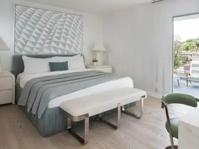 Avalon Beverly Hills, a Member of Designs - 60
