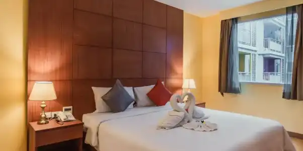 Elite Suites Patong - 93