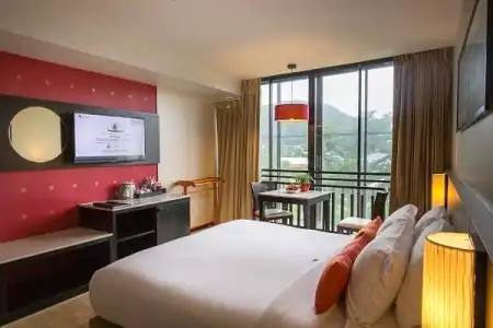Deevana Plaza Phuket - 48
