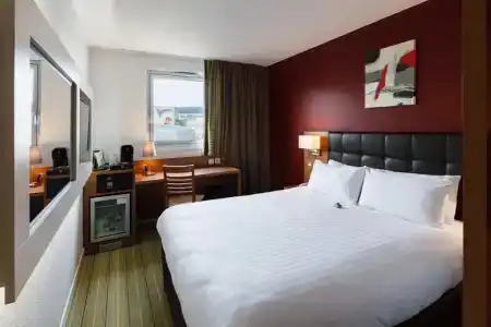 Best Western Clermont Ferrand Centre - 1
