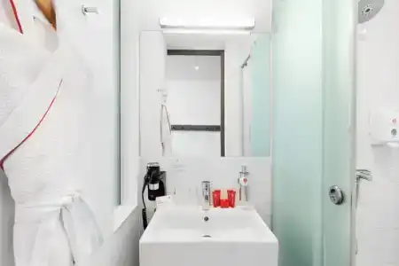 AZIMUT Tulskaya Moscow - 87