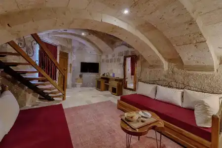 Hera Cave Suites - 136