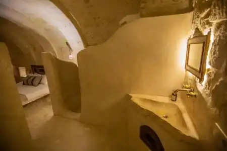 Doda Artisanal Cave +14 adults only - 30