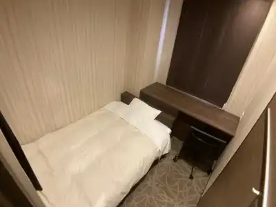 TRUST - 19