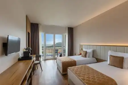 Movenpick Resort and Spa Fruske Terme - 2