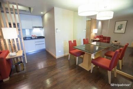 Sora Resort & Suites Sukhumvit - 48
