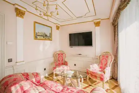 Бутик Дворец Трезини - 142