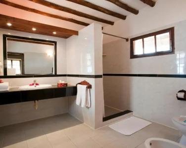 Karafuu Beach Resort & Spa - 41