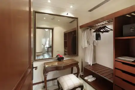 The Imperial New Delhi - 53