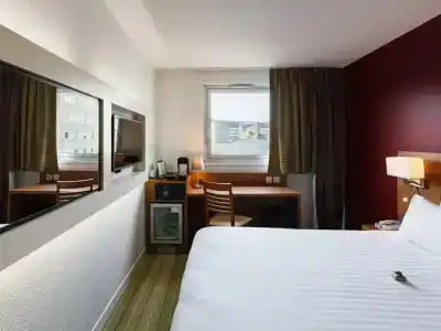 Best Western Clermont Ferrand Centre - 24