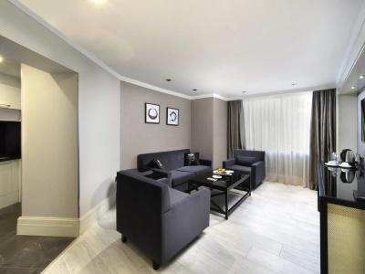 Mercure Bomonti - 93