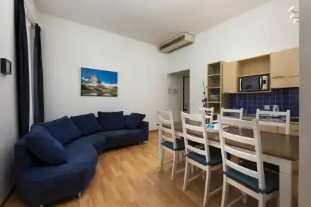 GuestHouse Lugano Apartments by LR - 59