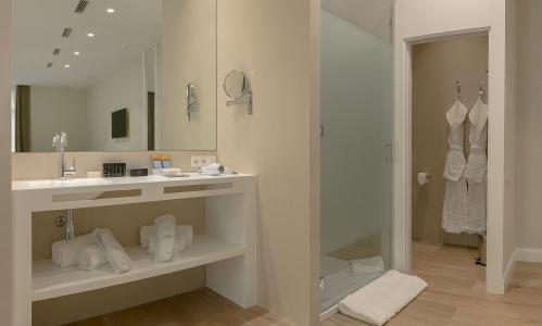 Melia Plaza - 61