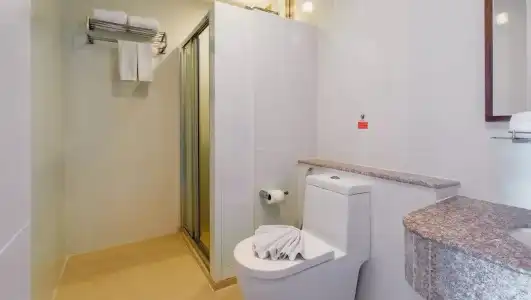 Elite Suites Patong - 43