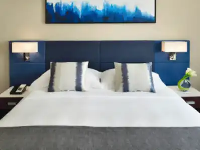 Mövenpick & Apartments Bur Dubai - 46