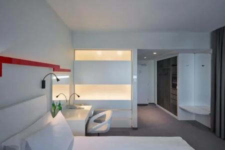 Holiday Inn VILNIUS by IHG - 11