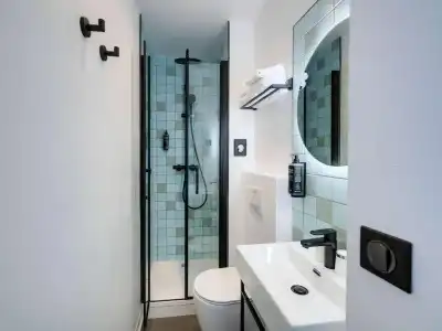 ibis Styles Paris Cadet Lafayette - 6