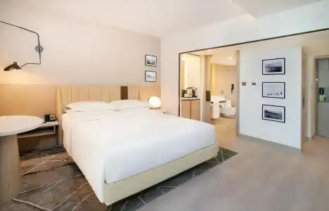 Sheraton Abu Dhabi & Resort - 8