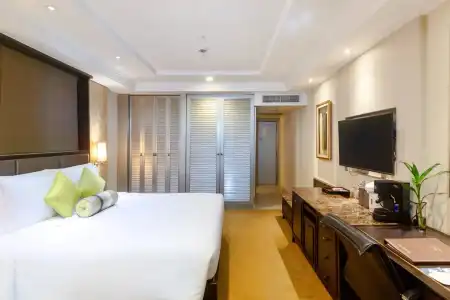 Dusit Thani - SHA Extra Plus - 50