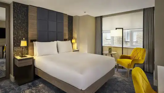 DoubleTree by Hilton London West End - 5