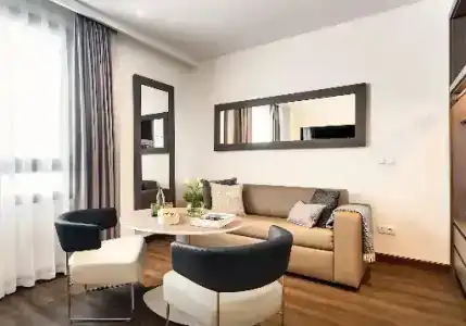 Melia Madrid Serrano - 55