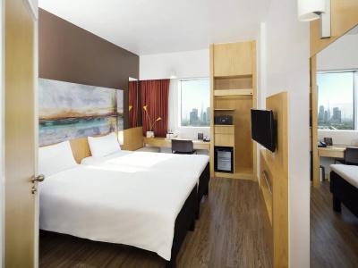 Ibis One Central - 44