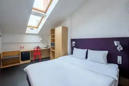 AZIMUT Tulskaya Moscow - 85