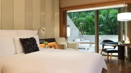 Renaissance Harbour View - 59