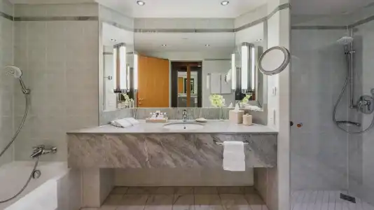JW Marriott Bucharest Grand - 85