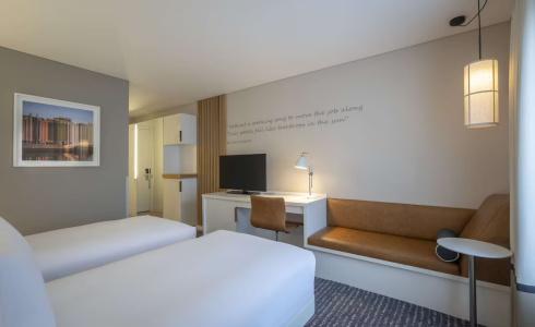 The Morrison Dublin, Curio Collection by Hilton - 11