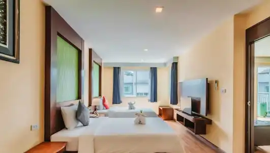Elite Suites Patong - 36