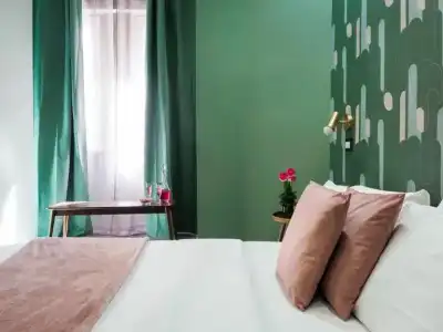 Cest La Vie Suites - 19