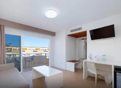 Arena Suite - Adults Only - 52