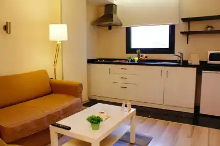 Tempo Suites Airport - 18