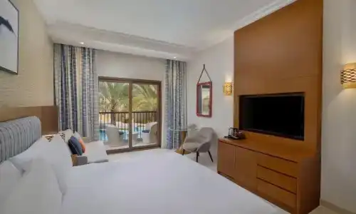 DoubleTree by Hilton Resort & Spa Marjan Island - 34