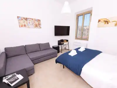 Cielo Vaticano Guest House - 11